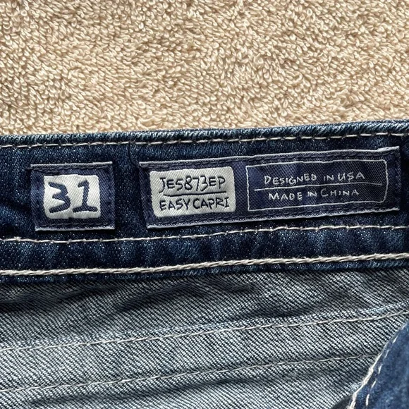 Miss Me 31 Blue Embellished Capris - Picture 3 of 13